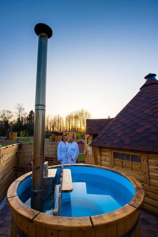 Kota Scandinave Avec Son Bain Nordique Privatif - Gite Du Moulin 62130 Pierremont Екстериор снимка